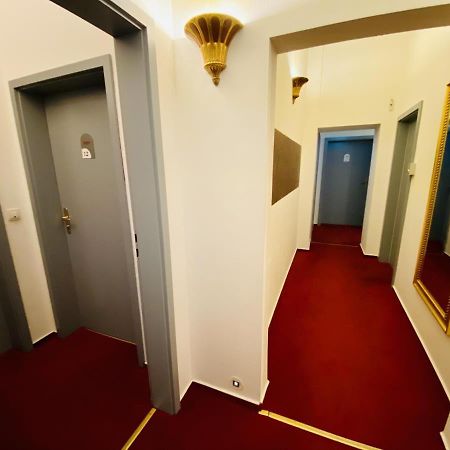 Doppelzimmer Cocktail, Direkt Am Alten Strom Rostock Bagian luar foto